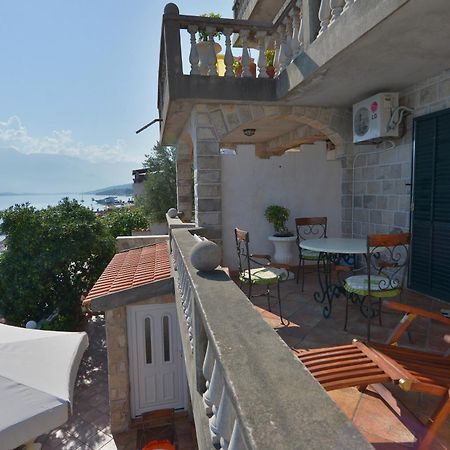 Apartments Palace Mira Mare Тиват Номер фото