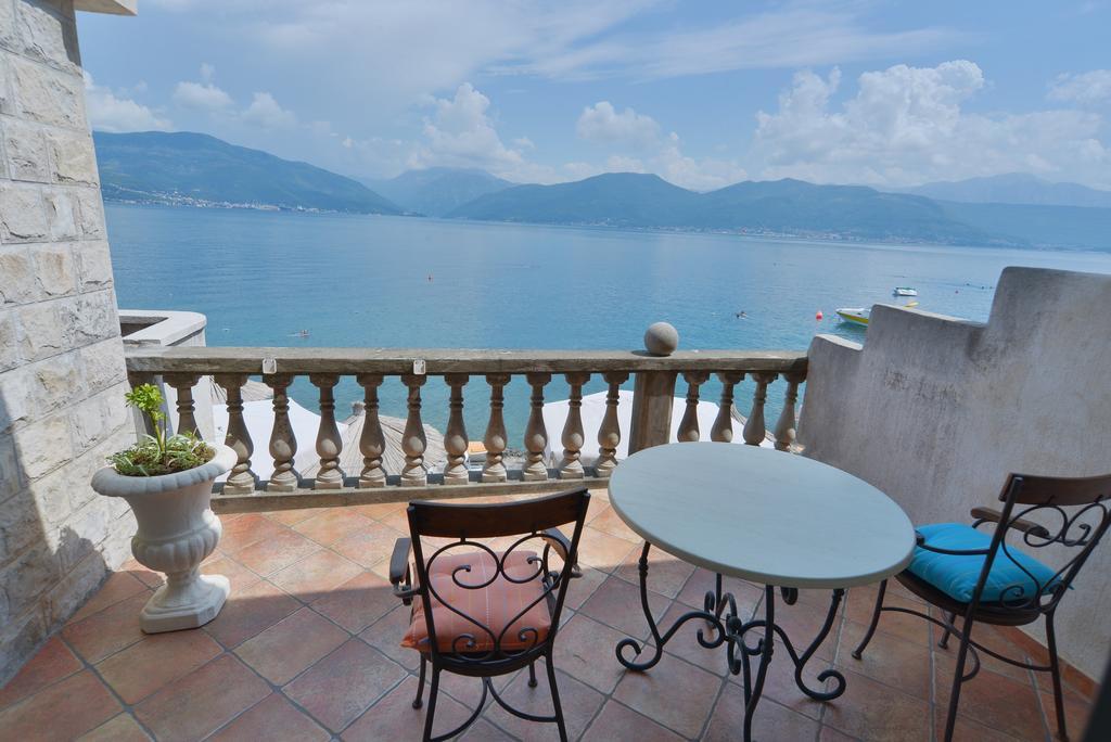 Apartments Palace Mira Mare Тиват Номер фото