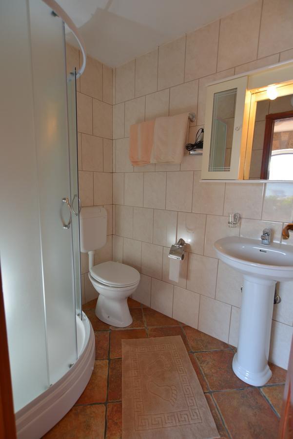 Apartments Palace Mira Mare Тиват Екстер'єр фото